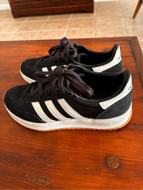 adidas Shoes - Adidas Run 70s 2.0 Sneaker